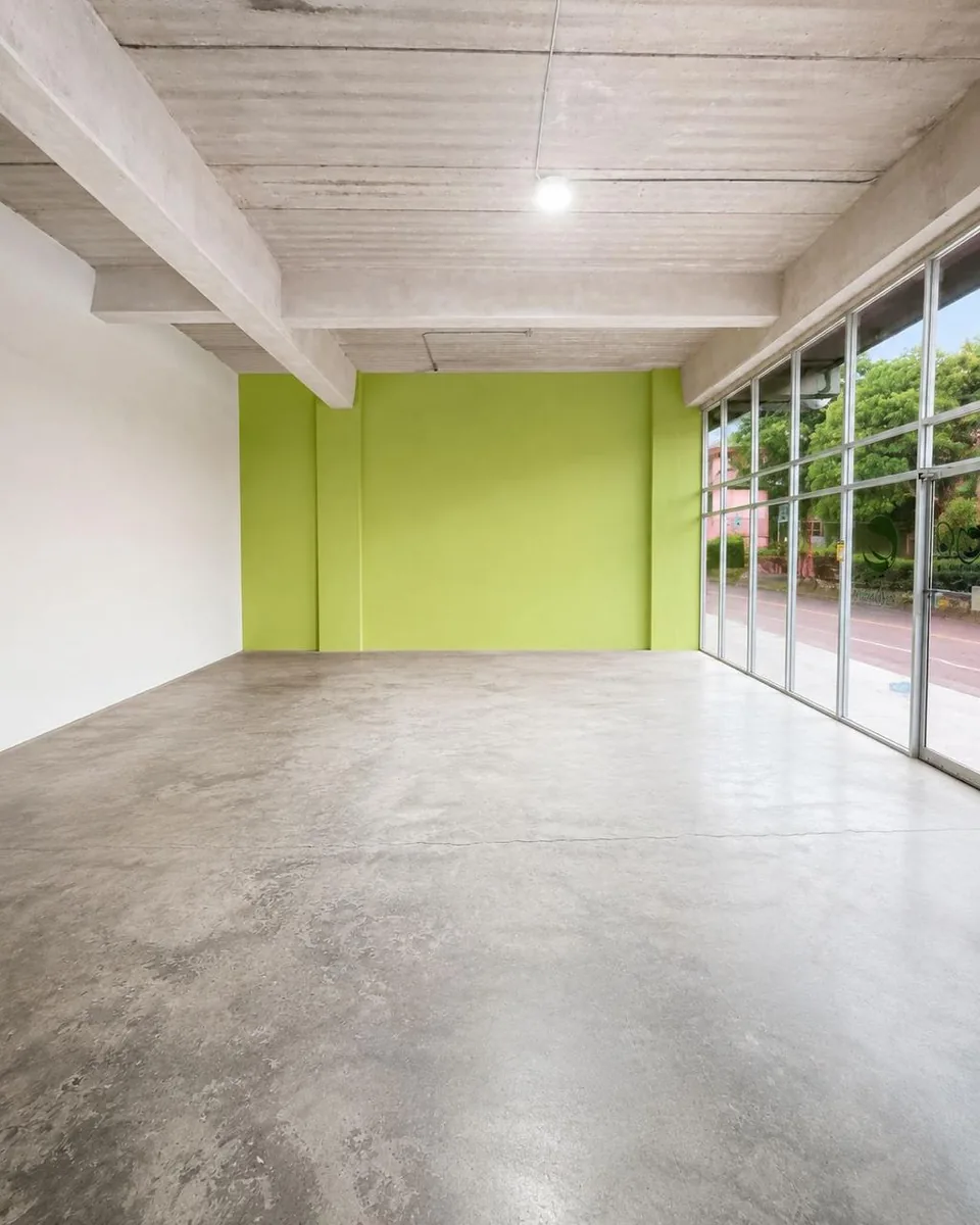 Interior de los locales 10 y 11